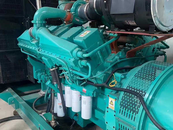 岱山更换100kW柴油发电机组机油时，需要注意哪些事项？